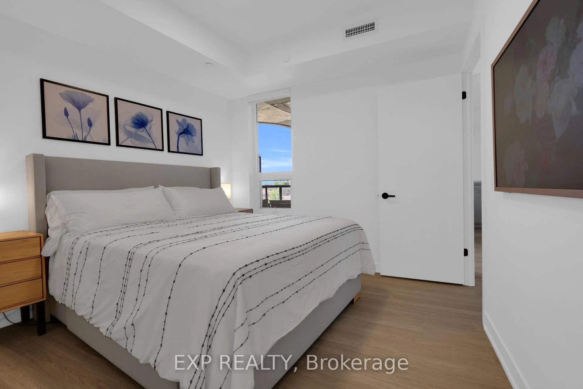 Photo 22 of Unit 401, 8188 Yonge Street, Vaughan, Uplands — HOMEH