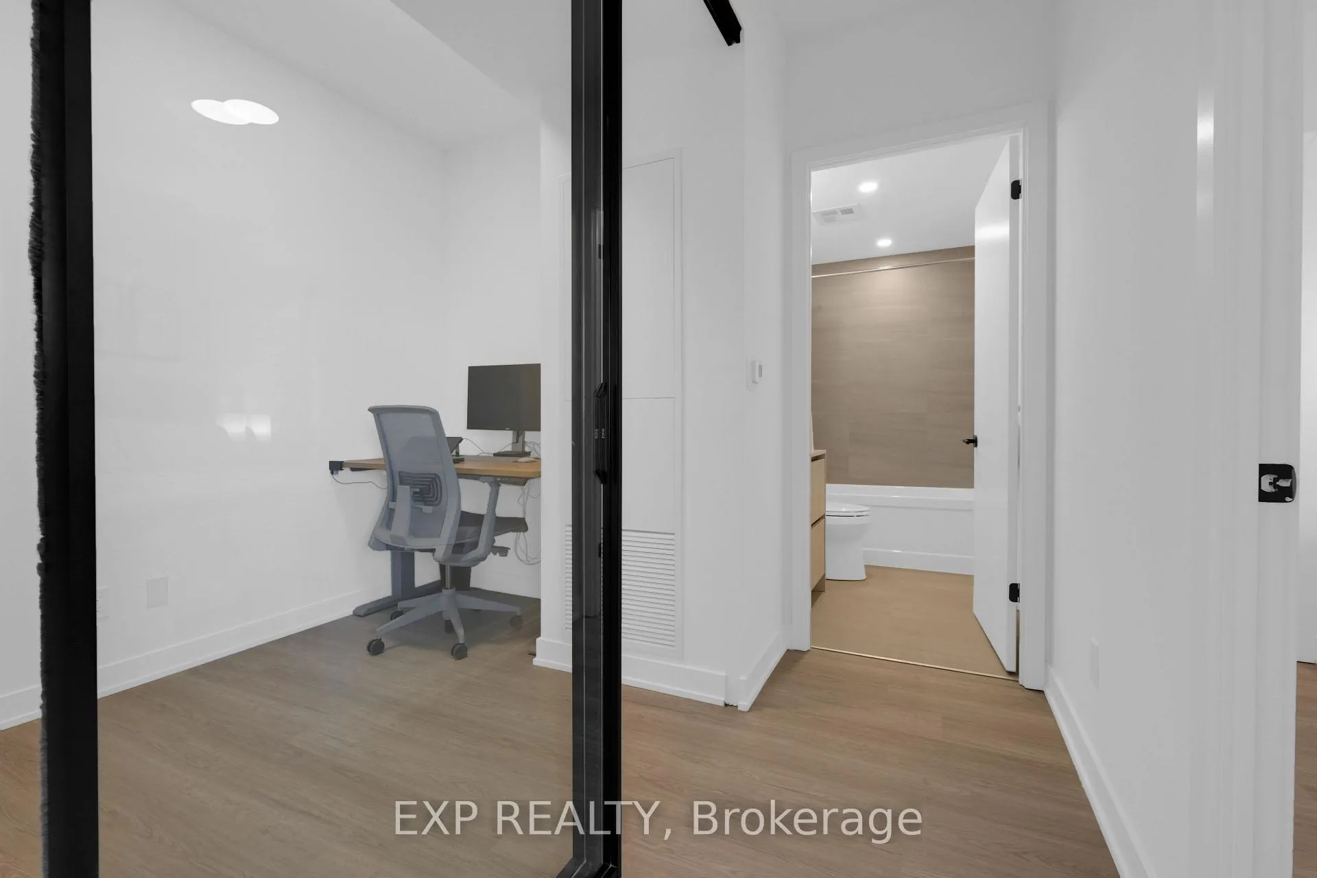 Photo 25 of Unit 401, 8188 Yonge Street, Vaughan, Uplands — HOMEH