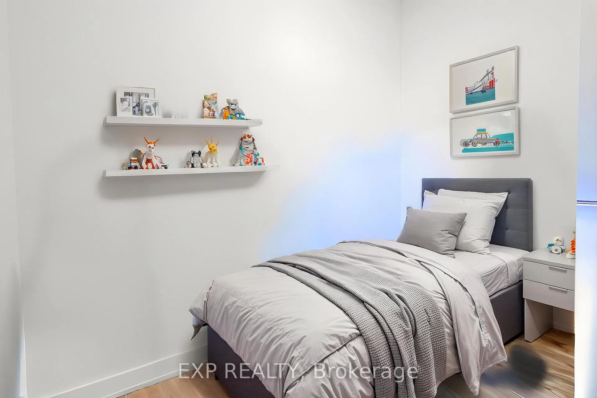 Photo 28 of Unit 401, 8188 Yonge Street, Vaughan, Uplands — HOMEH