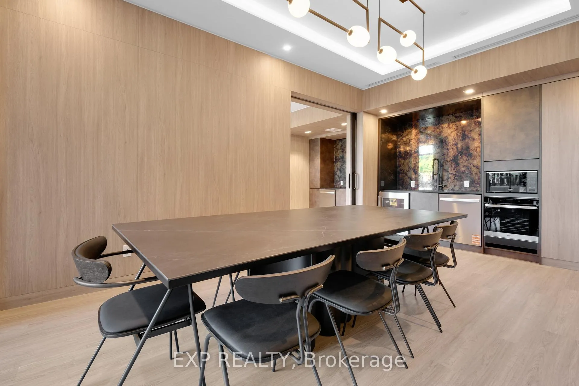 Photo 36 of Unit 401, 8188 Yonge Street, Vaughan, Uplands — HOMEH
