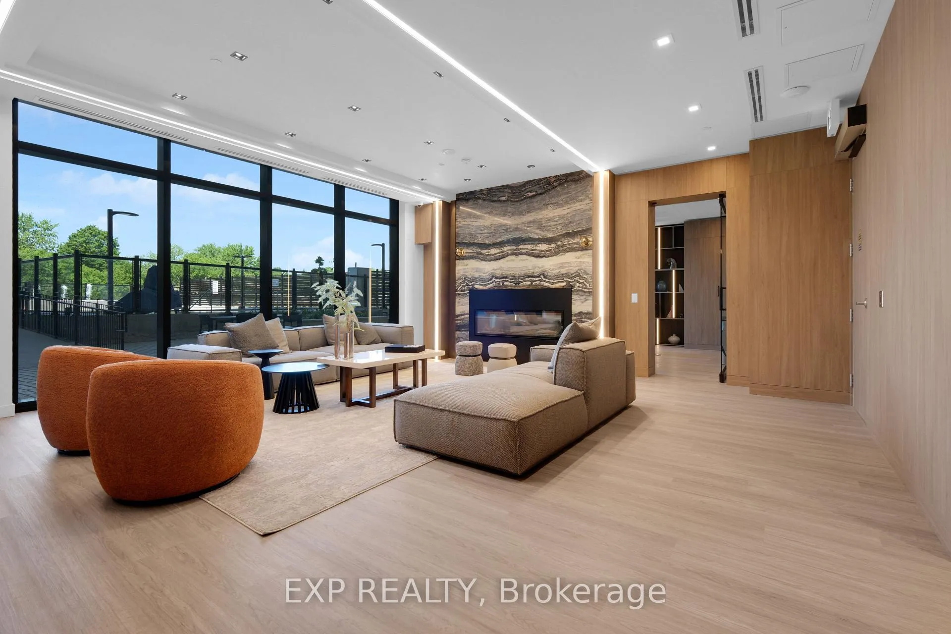 Photo 37 of Unit 401, 8188 Yonge Street, Vaughan, Uplands — HOMEH