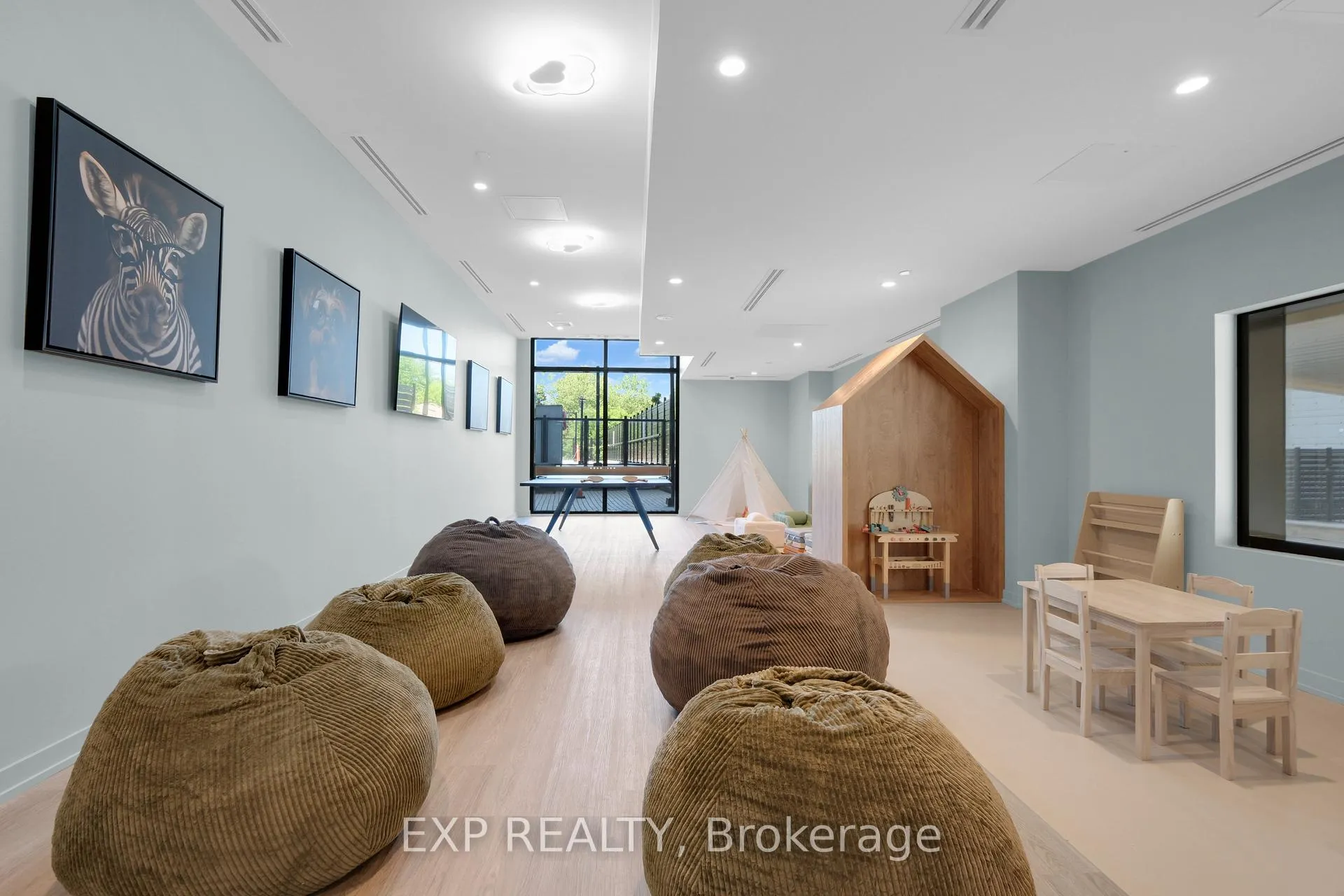Photo 40 of Unit 401, 8188 Yonge Street, Vaughan, Uplands — HOMEH