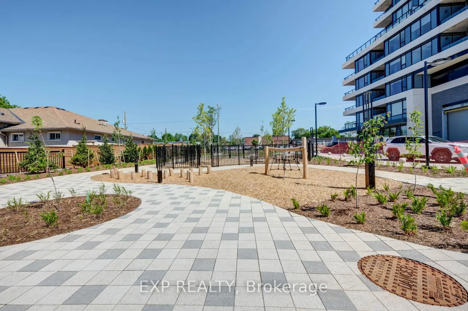 Photo 48 of Unit 401, 8188 Yonge Street, Vaughan, Uplands — HOMEH