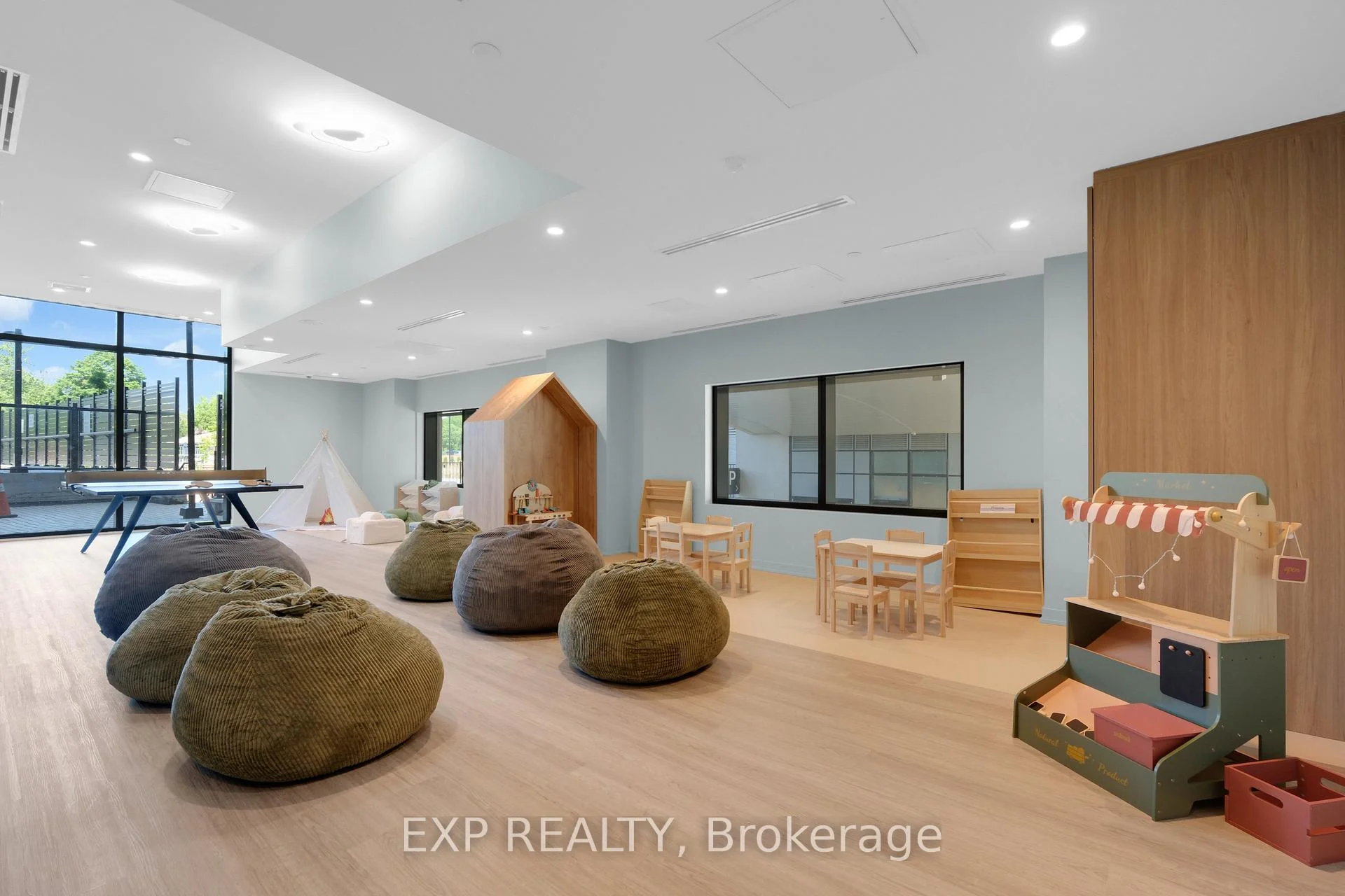 Photo 42 of Unit 401, 8188 Yonge Street, Vaughan, Uplands — HOMEH