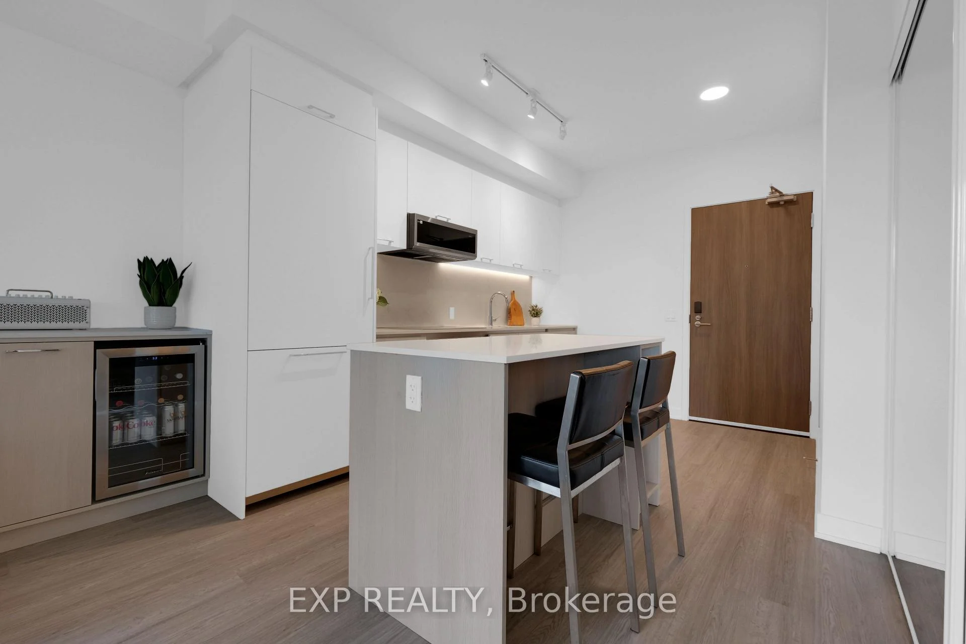 Photo 45 of Unit 401, 8188 Yonge Street, Vaughan, Uplands — HOMEH