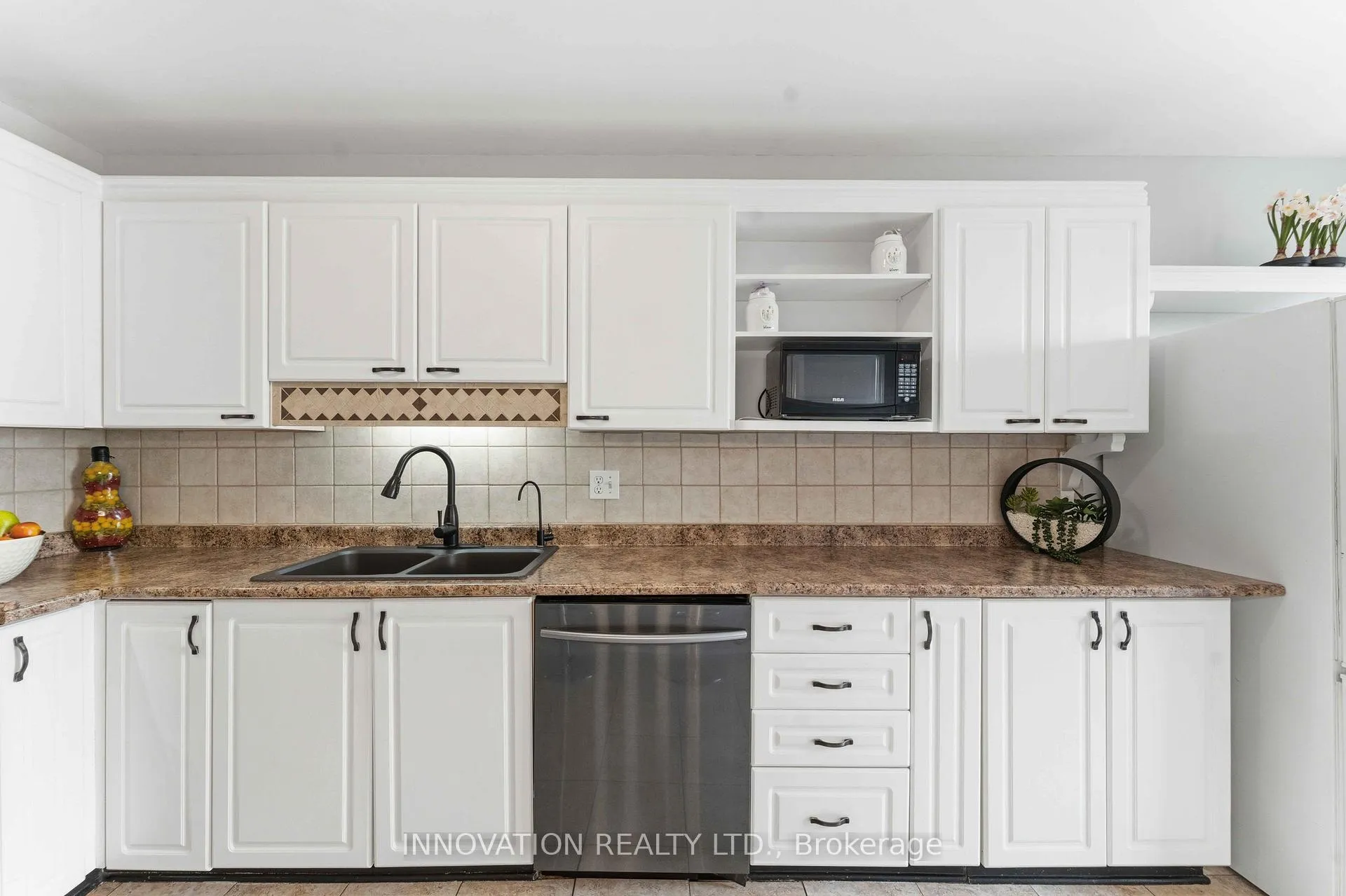 Photo 18 of 5 Harrington Court, Ottawa, Kanata - Kanata Lakes/Heritage Hills — HOMEH