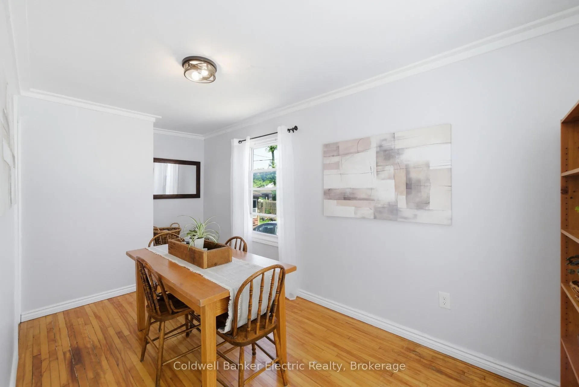 Photo 12 of 780 Brown Street, Peterborough, Otonabee Ward 1 — HOMEH