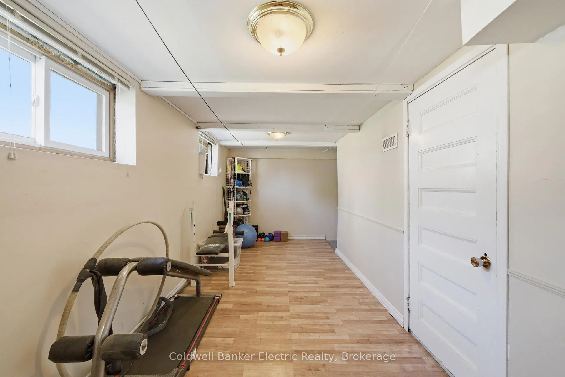 Photo 15 of 780 Brown Street, Peterborough, Otonabee Ward 1 — HOMEH