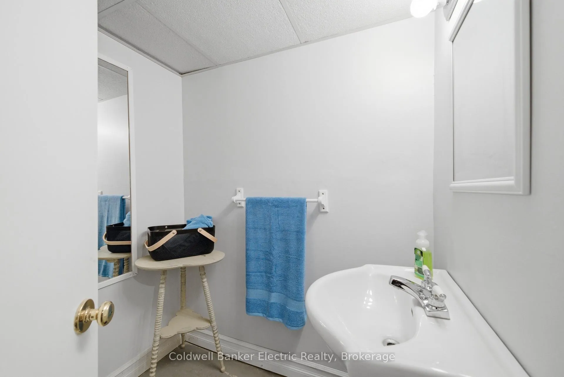 Photo 27 of 780 Brown Street, Peterborough, Otonabee Ward 1 — HOMEH