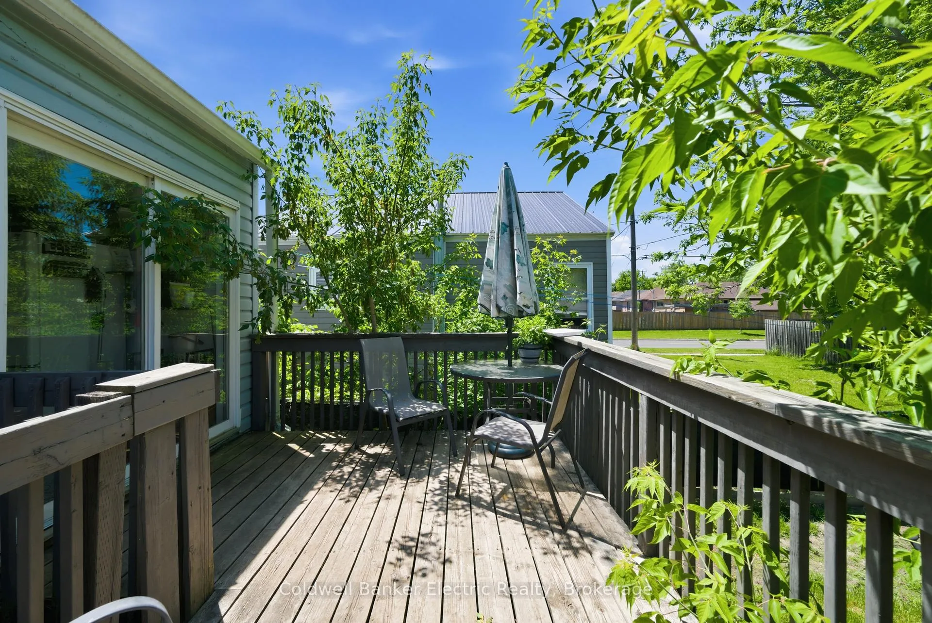 Photo 35 of 780 Brown Street, Peterborough, Otonabee Ward 1 — HOMEH