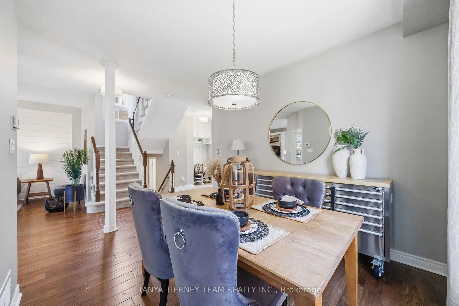 Photo 8 of 9 Penhurst Drive, Whitby, Brooklin — HOMEH