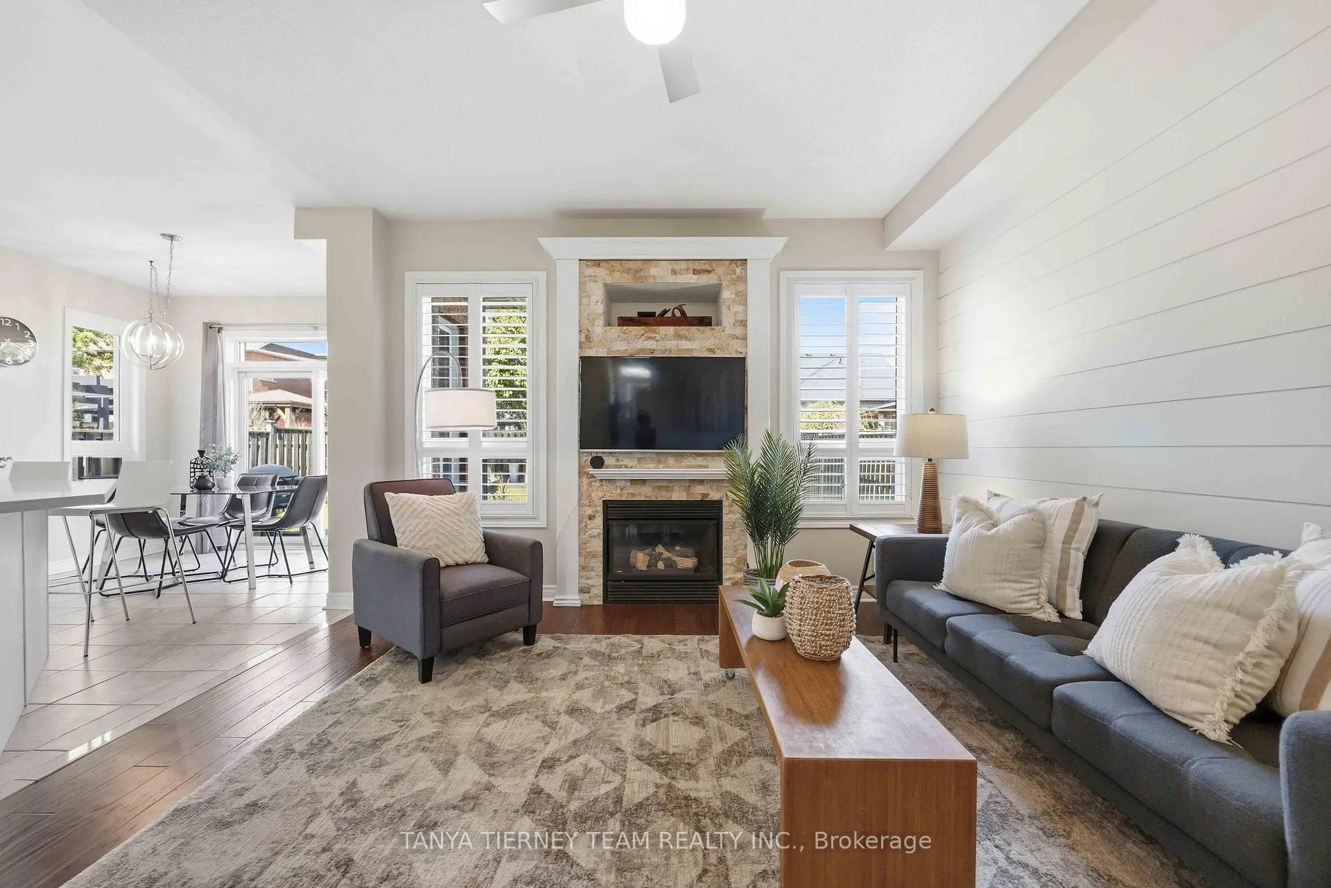 Photo 12 of 9 Penhurst Drive, Whitby, Brooklin — HOMEH