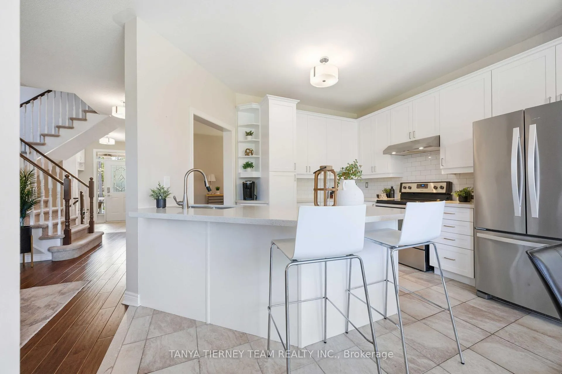 Photo 20 of 9 Penhurst Drive, Whitby, Brooklin — HOMEH