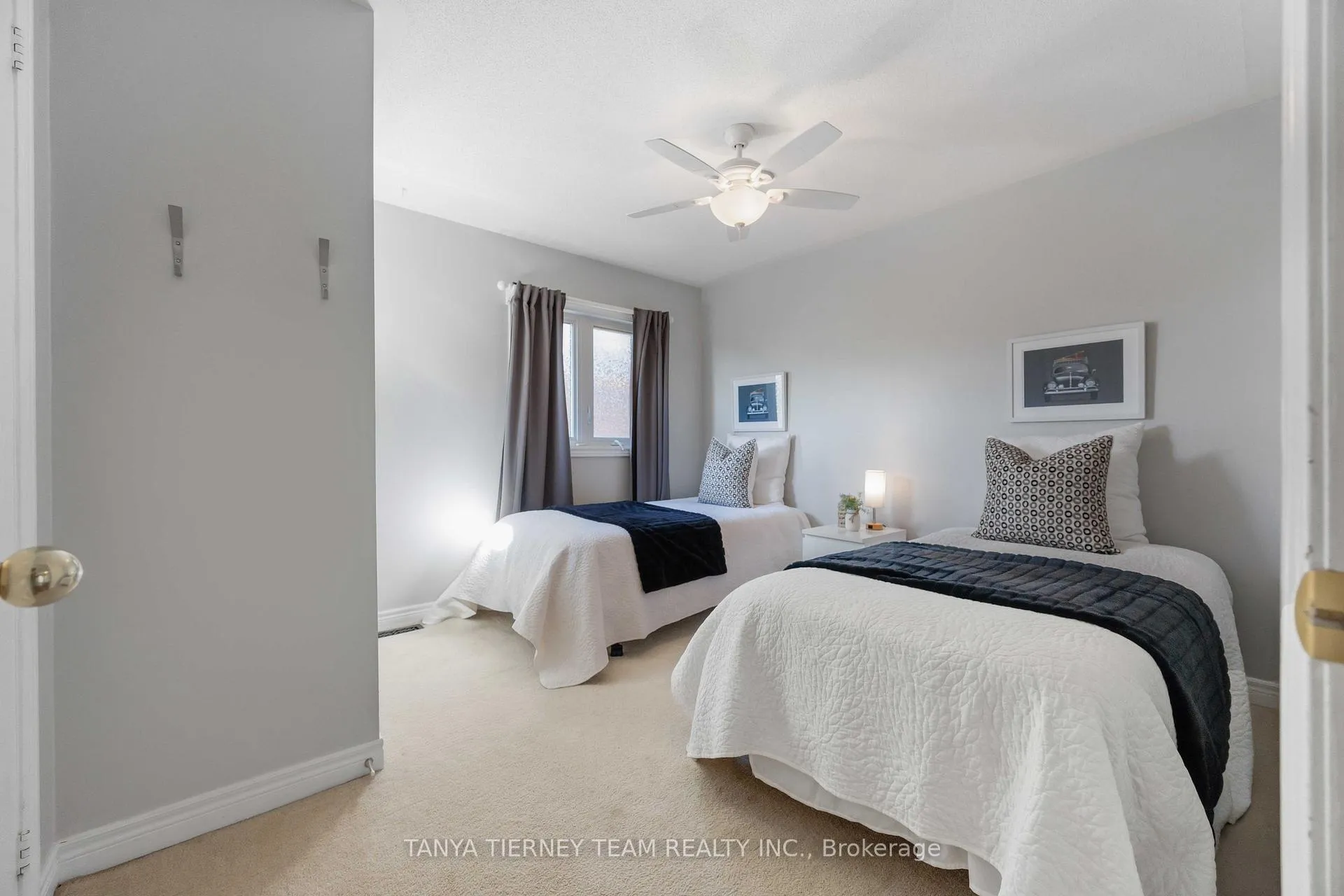 Photo 30 of 9 Penhurst Drive, Whitby, Brooklin — HOMEH