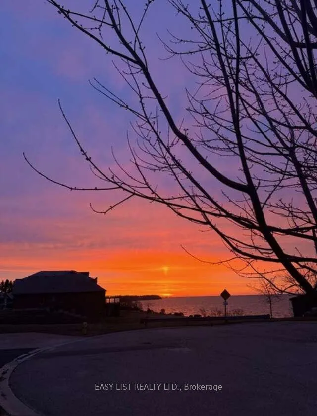 Photo 5 of 153 Brown Street, Norfolk, Port Dover — HOMEH