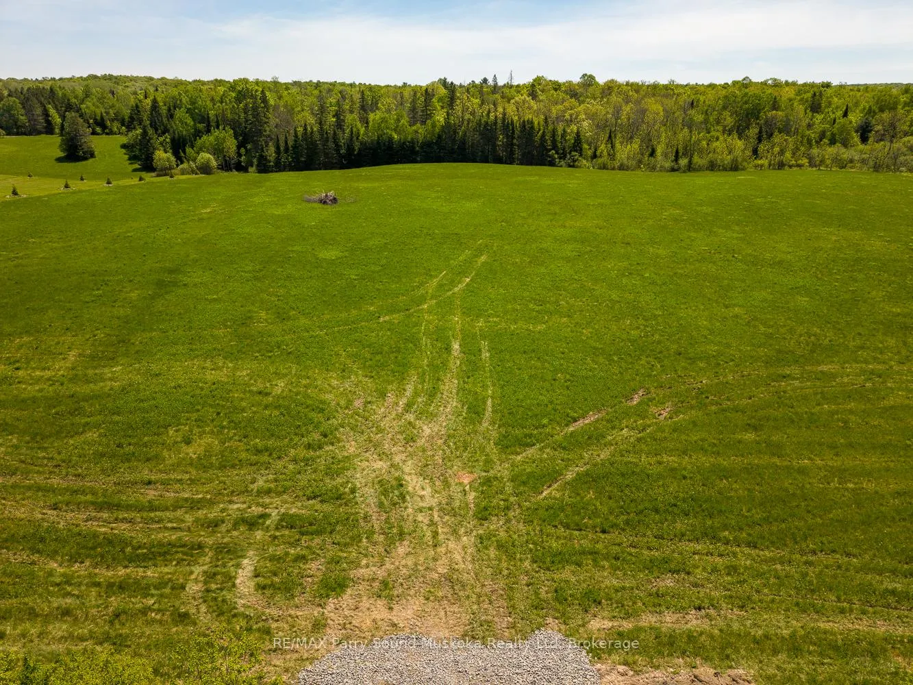Photo 13 of 267 Balsam Road, McKellar — HOMEH