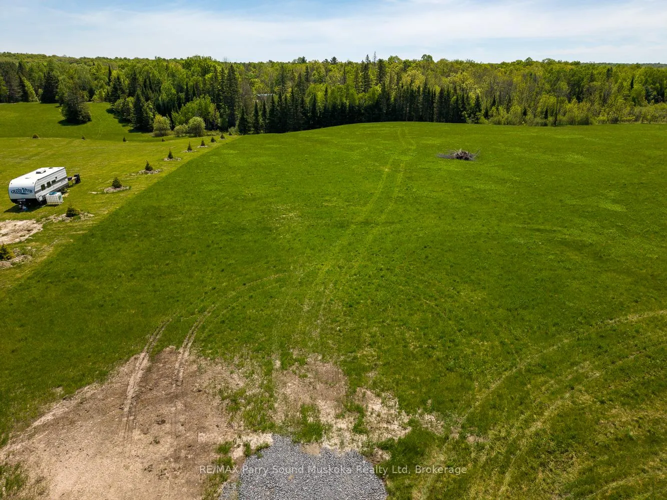 Photo 14 of 267 Balsam Road, McKellar — HOMEH