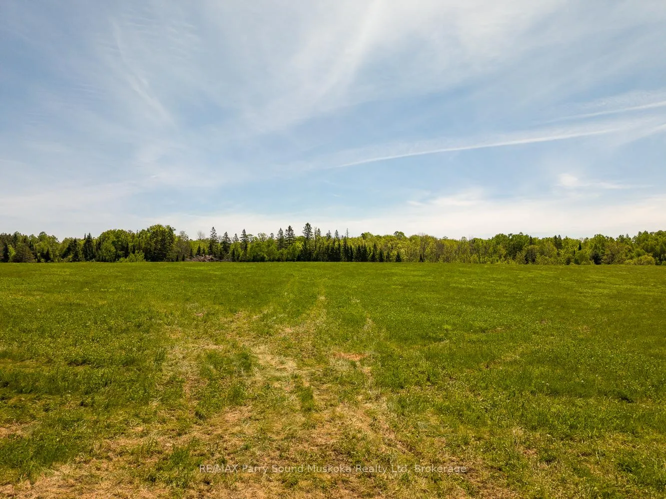 Photo 10 of 265 Balsam Road, McKellar — HOMEH