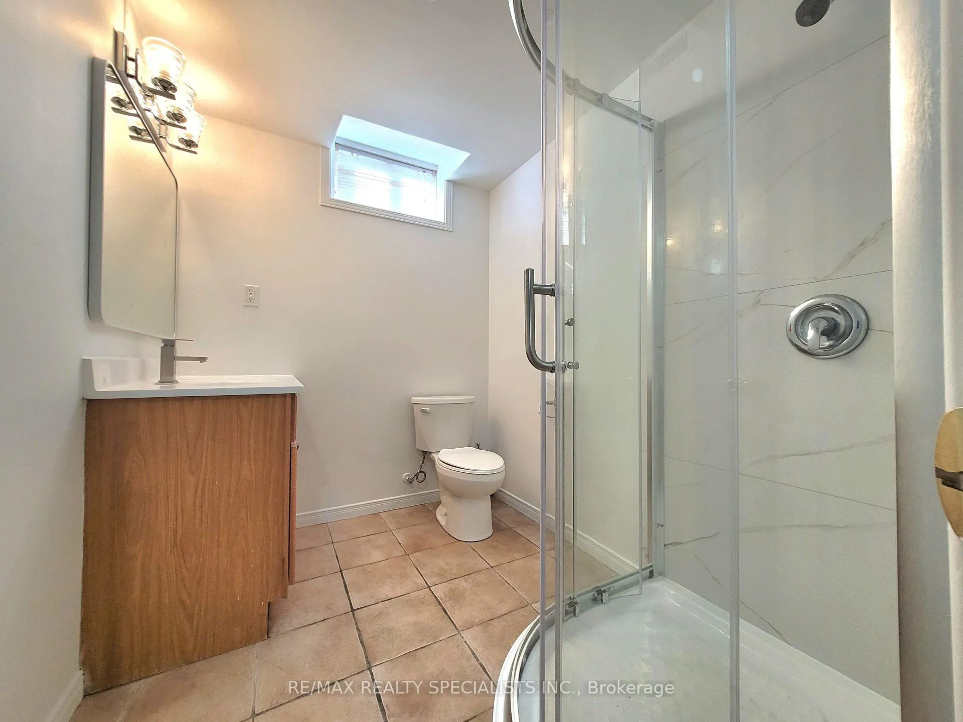 Photo 13 of Unit basement, 24 Blazing Star Drive, Brampton, Sandringham-Wellington — HOMEH