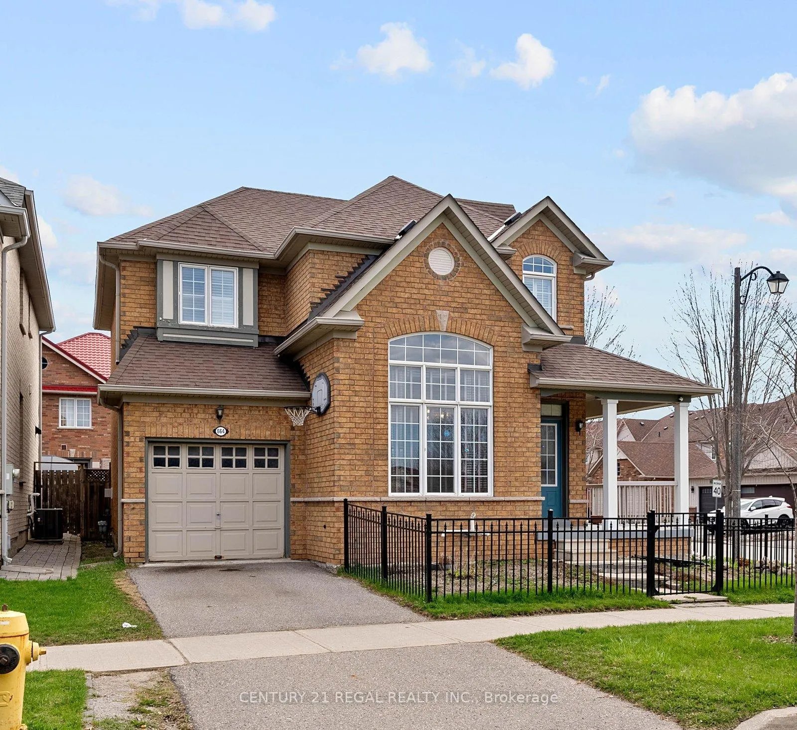 Photo 2 of 664 Fred Mclaren Boulevard, Markham, Wismer — HOMEH