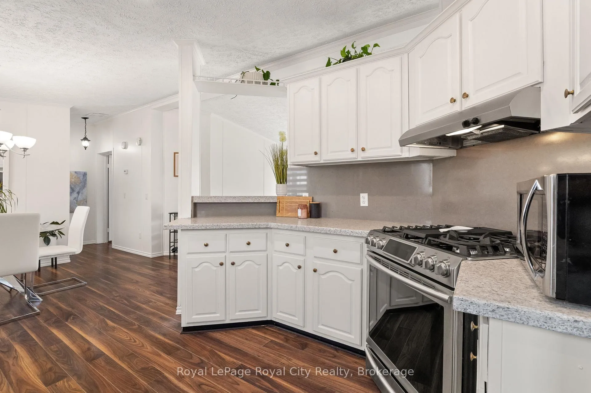 Photo 14 of 2 Pavilion Road, Kitchener, Mill Courtland Woodside Park — HOMEH