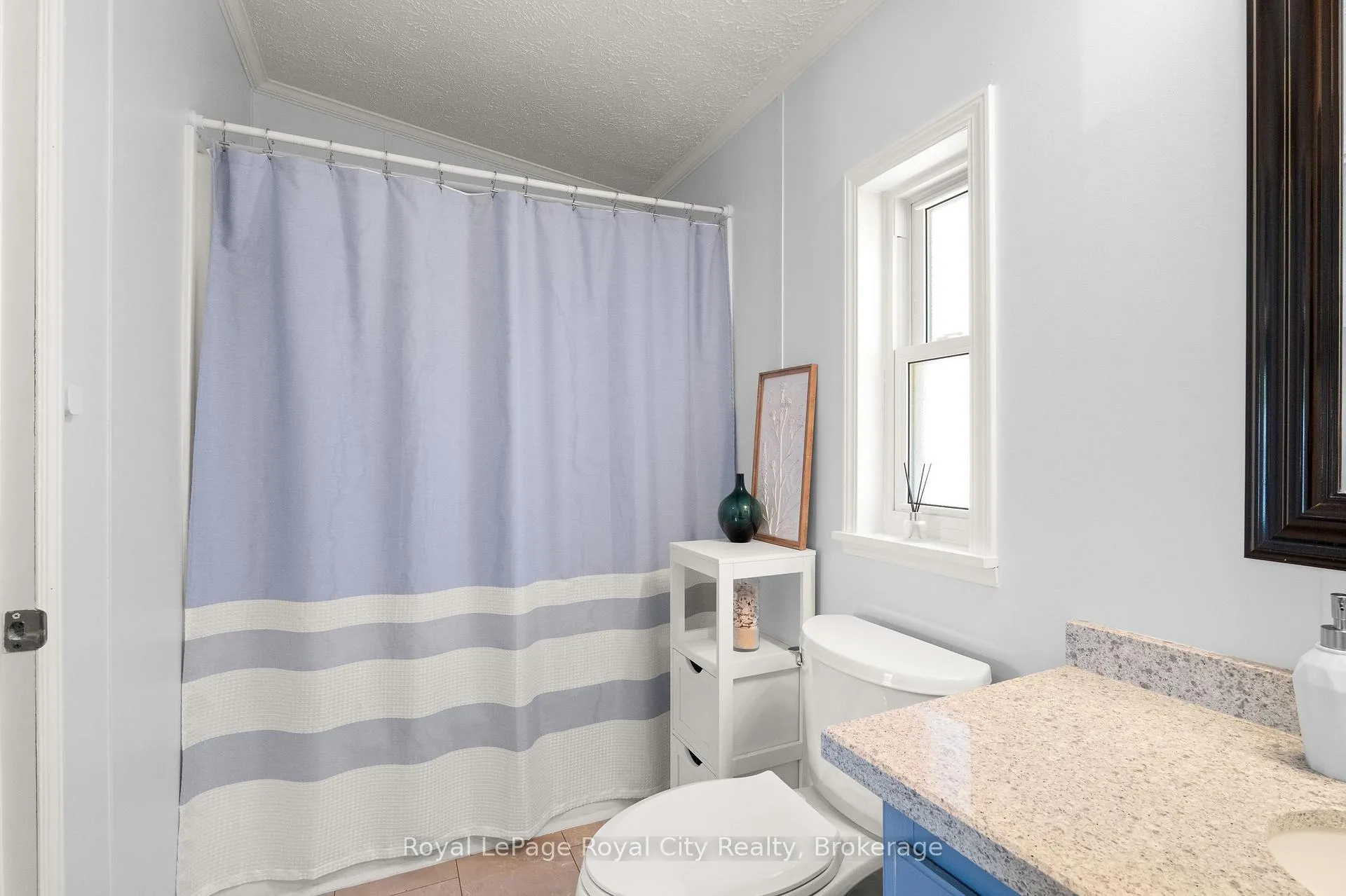 Photo 21 of 2 Pavilion Road, Kitchener, Mill Courtland Woodside Park — HOMEH