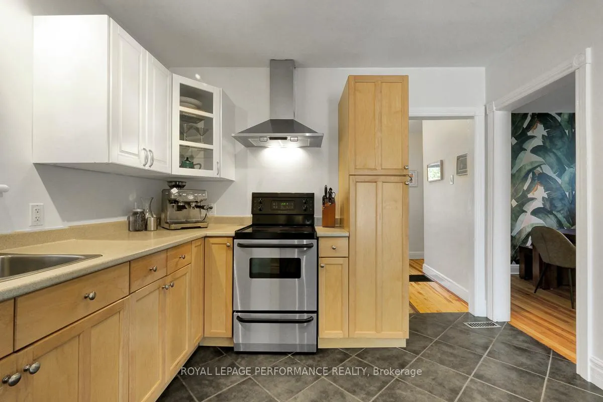 Photo 14 of 122 Vachon Avenue, Ottawa, Vanier — HOMEH