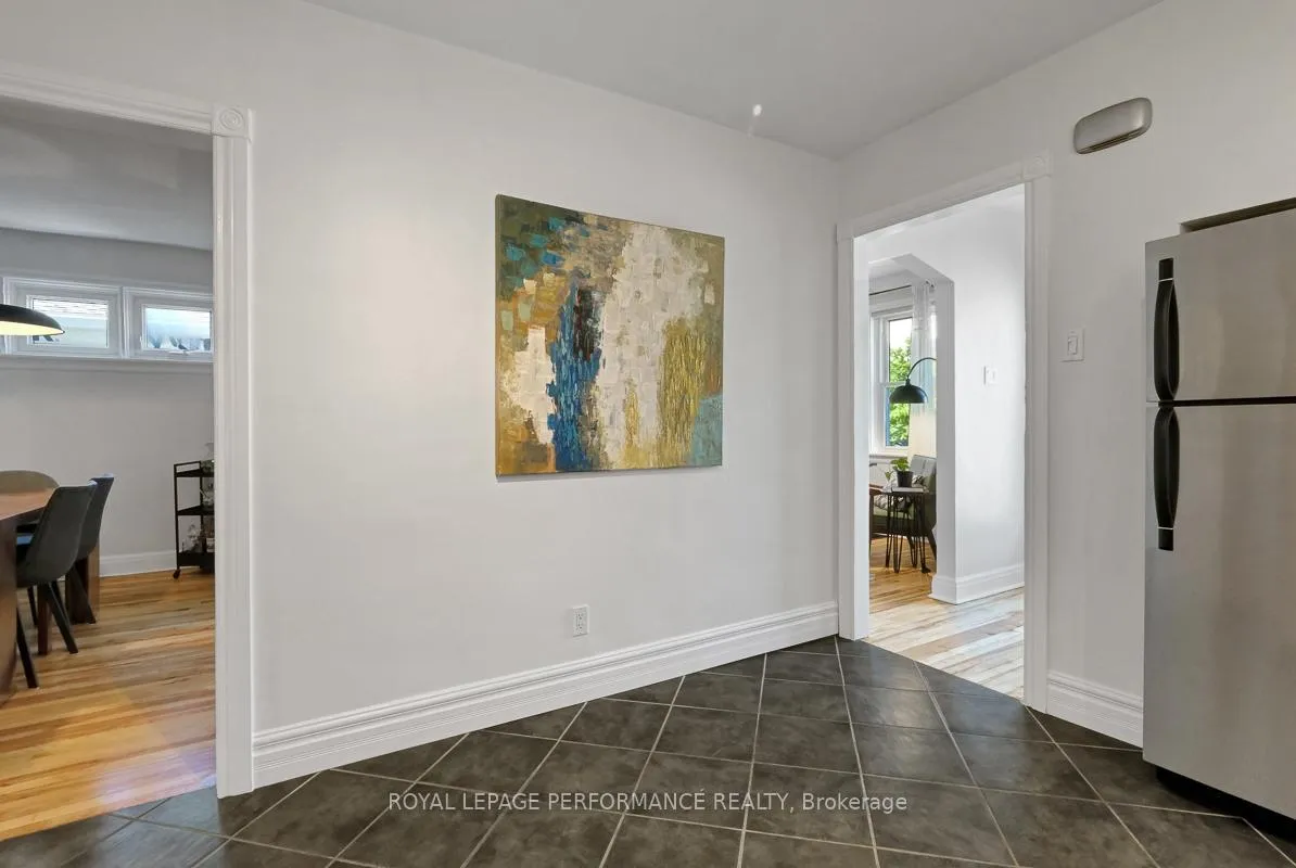 Photo 16 of 122 Vachon Avenue, Ottawa, Vanier — HOMEH