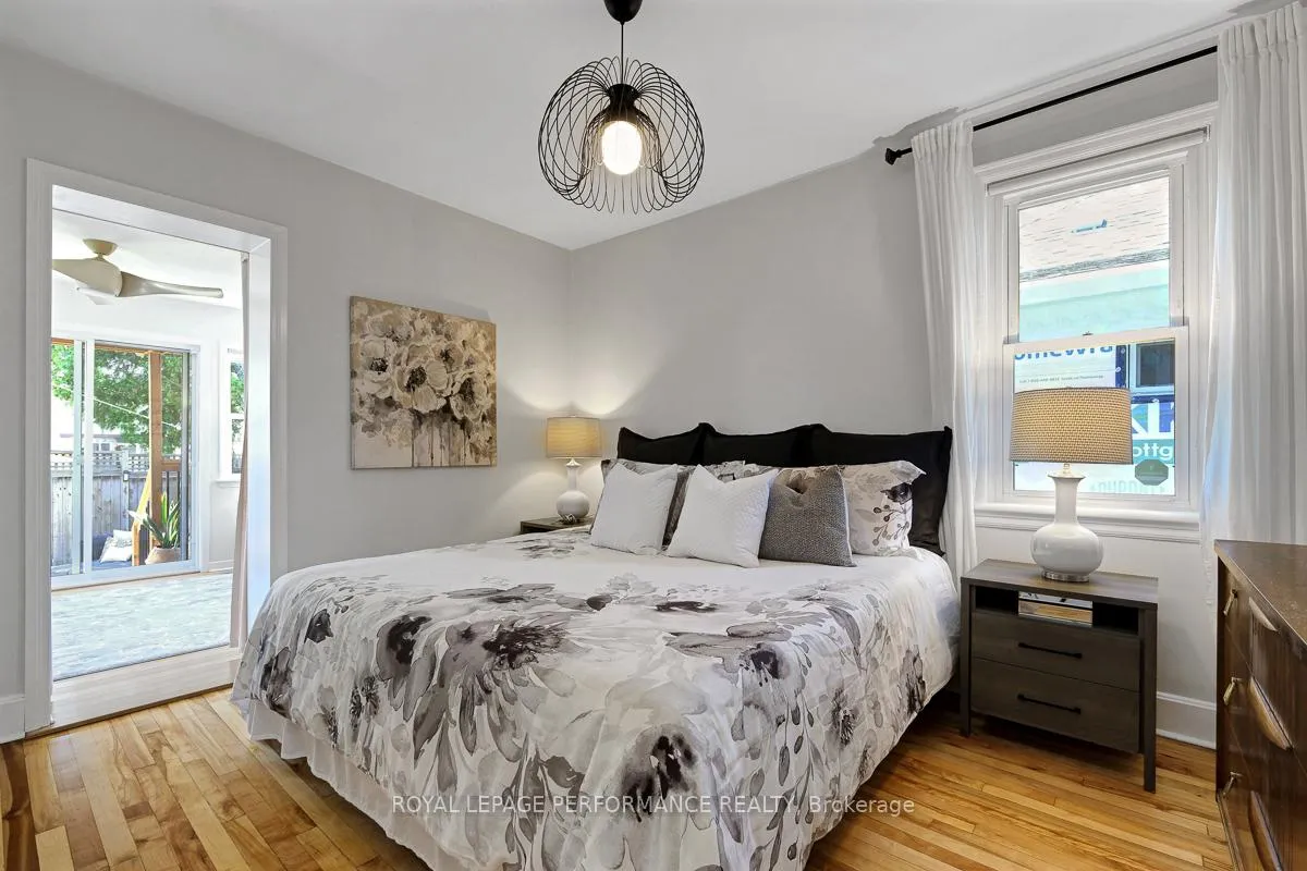 Photo 19 of 122 Vachon Avenue, Ottawa, Vanier — HOMEH