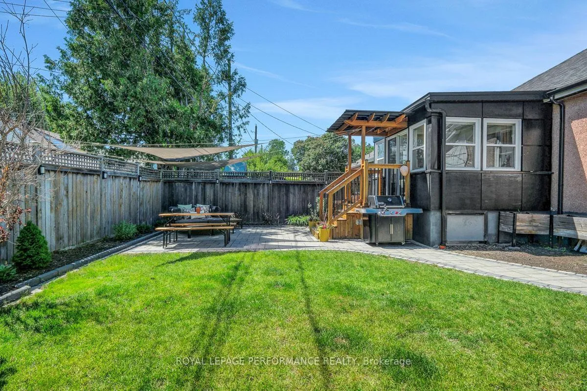 Photo 31 of 122 Vachon Avenue, Ottawa, Vanier — HOMEH