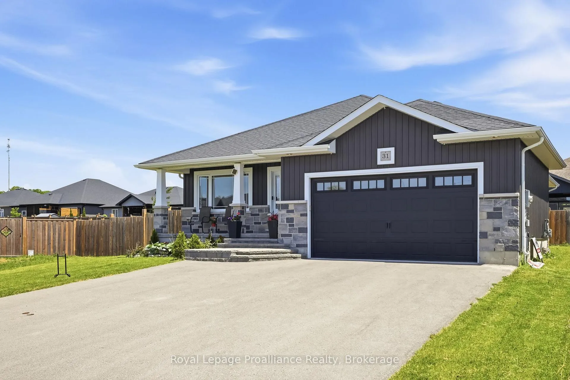 Photo 2 of 31 Gavin Crescent, Quinte West, Murray Ward — HOMEH