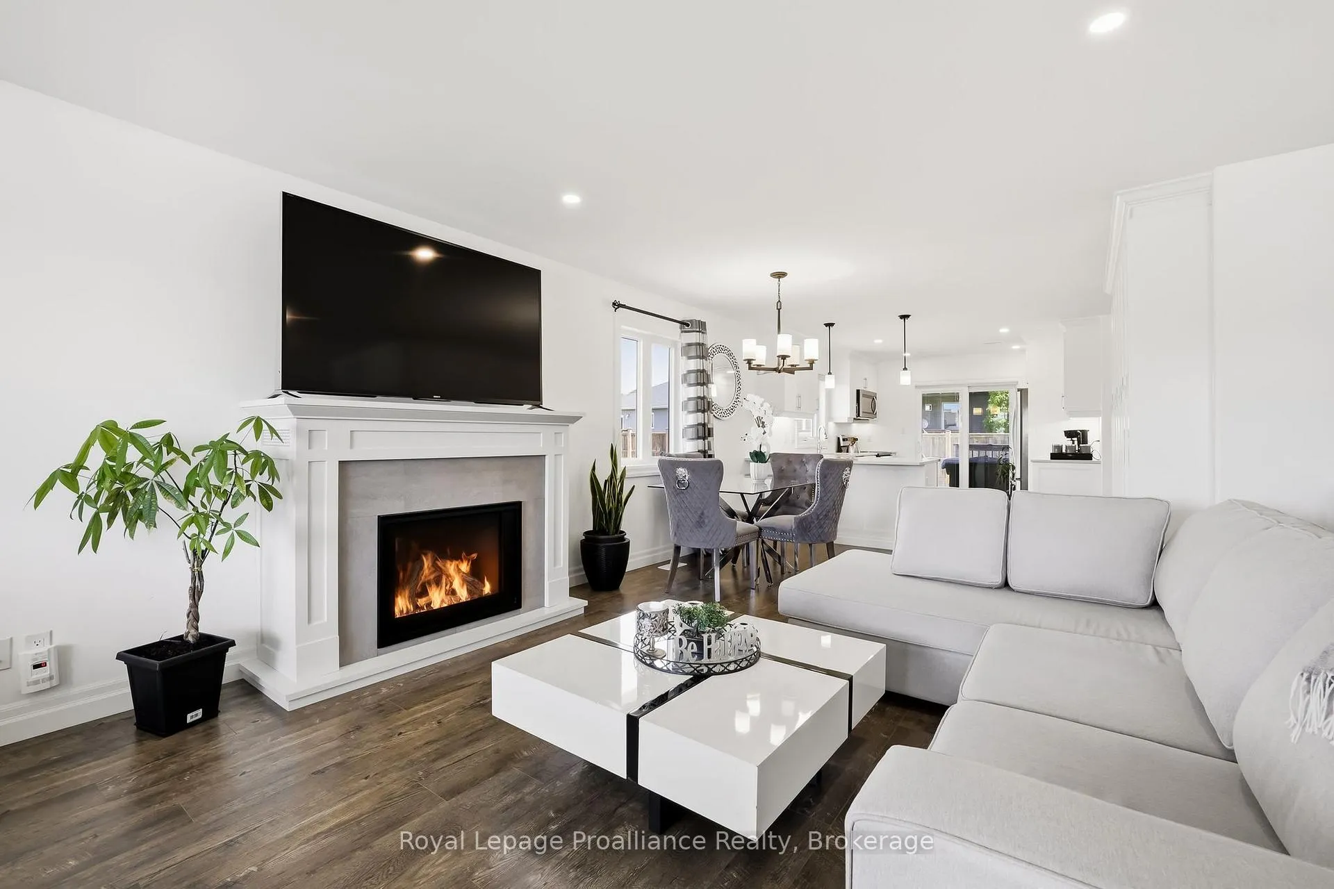 Photo 7 of 31 Gavin Crescent, Quinte West, Murray Ward — HOMEH