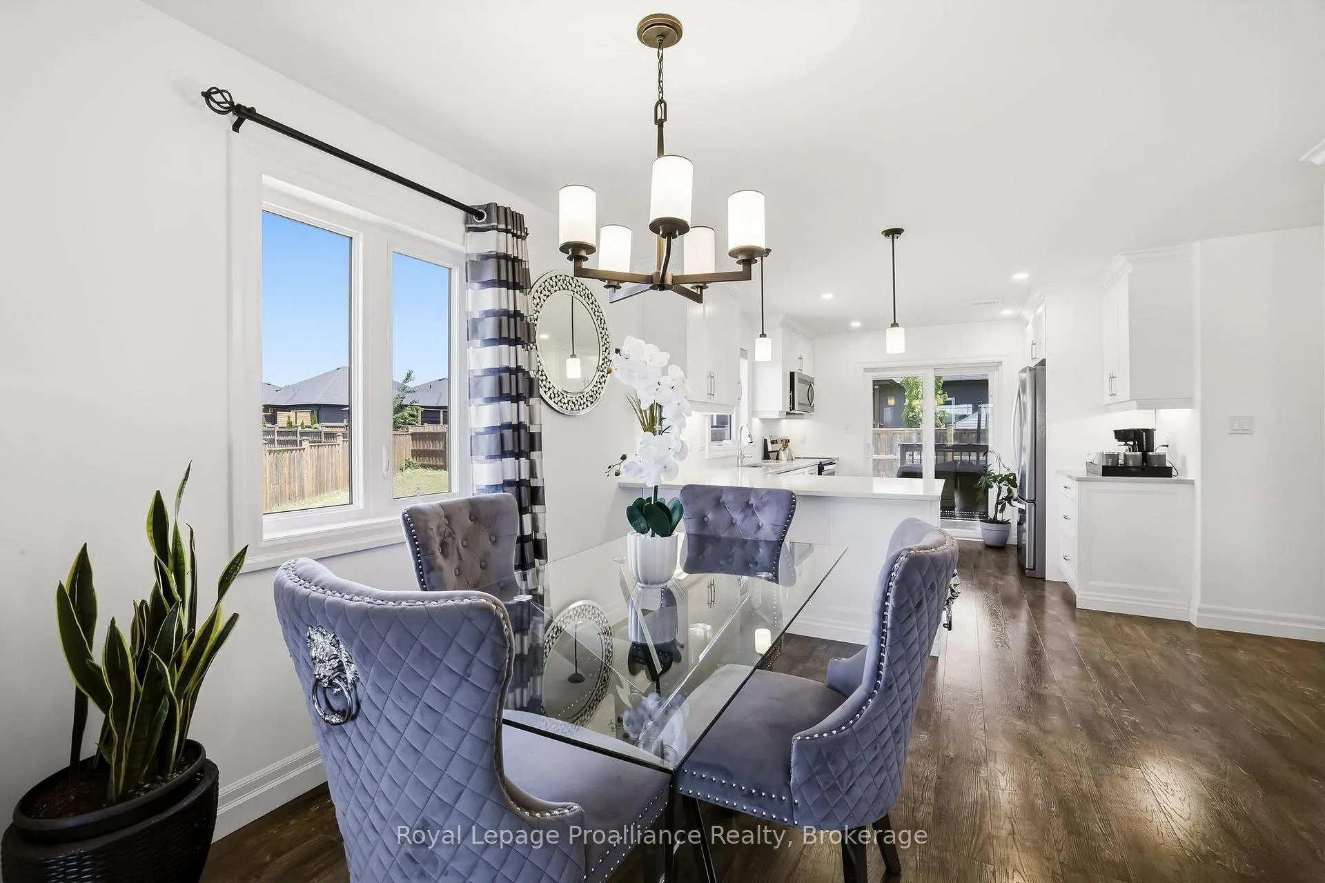 Photo 12 of 31 Gavin Crescent, Quinte West, Murray Ward — HOMEH