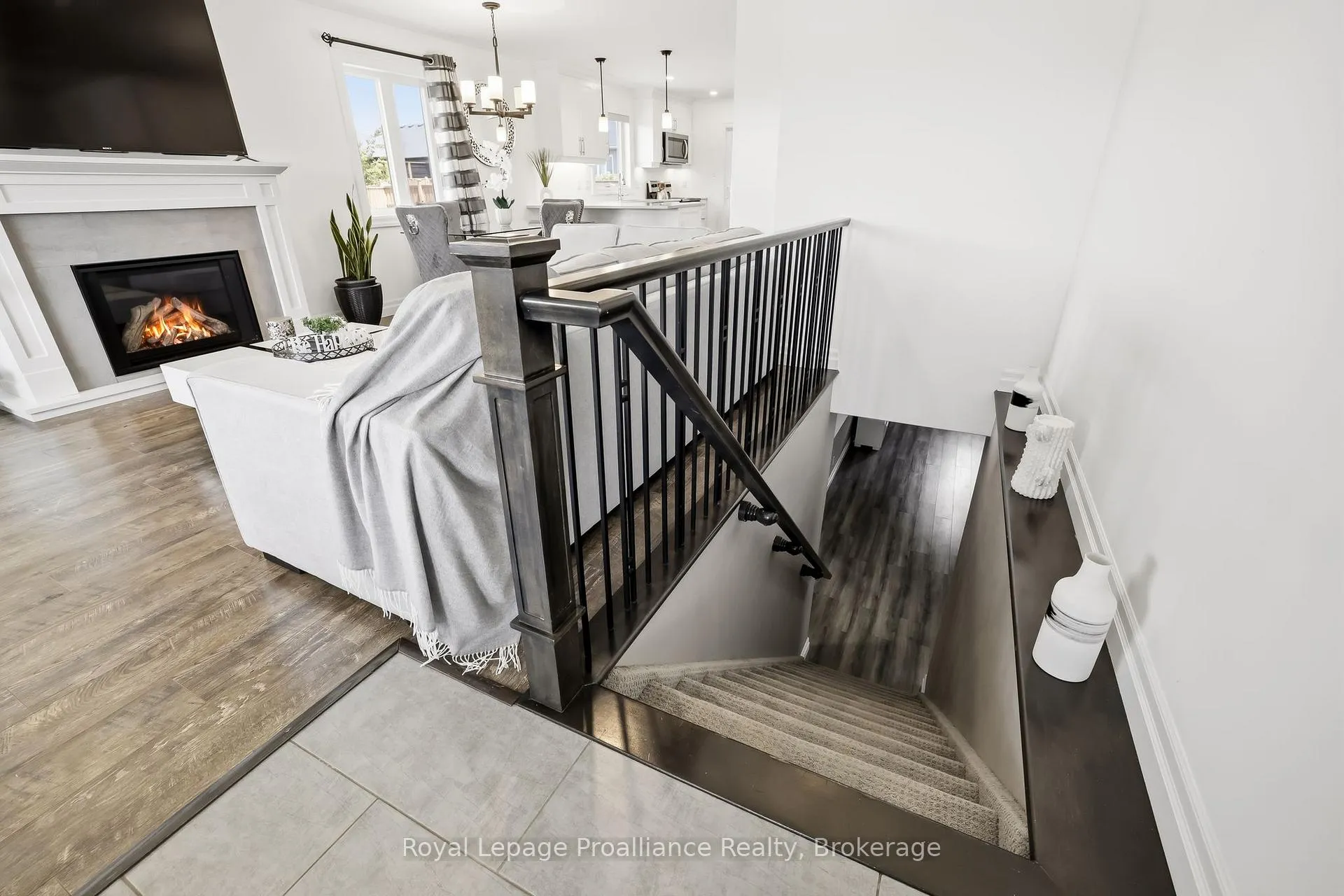 Photo 27 of 31 Gavin Crescent, Quinte West, Murray Ward — HOMEH