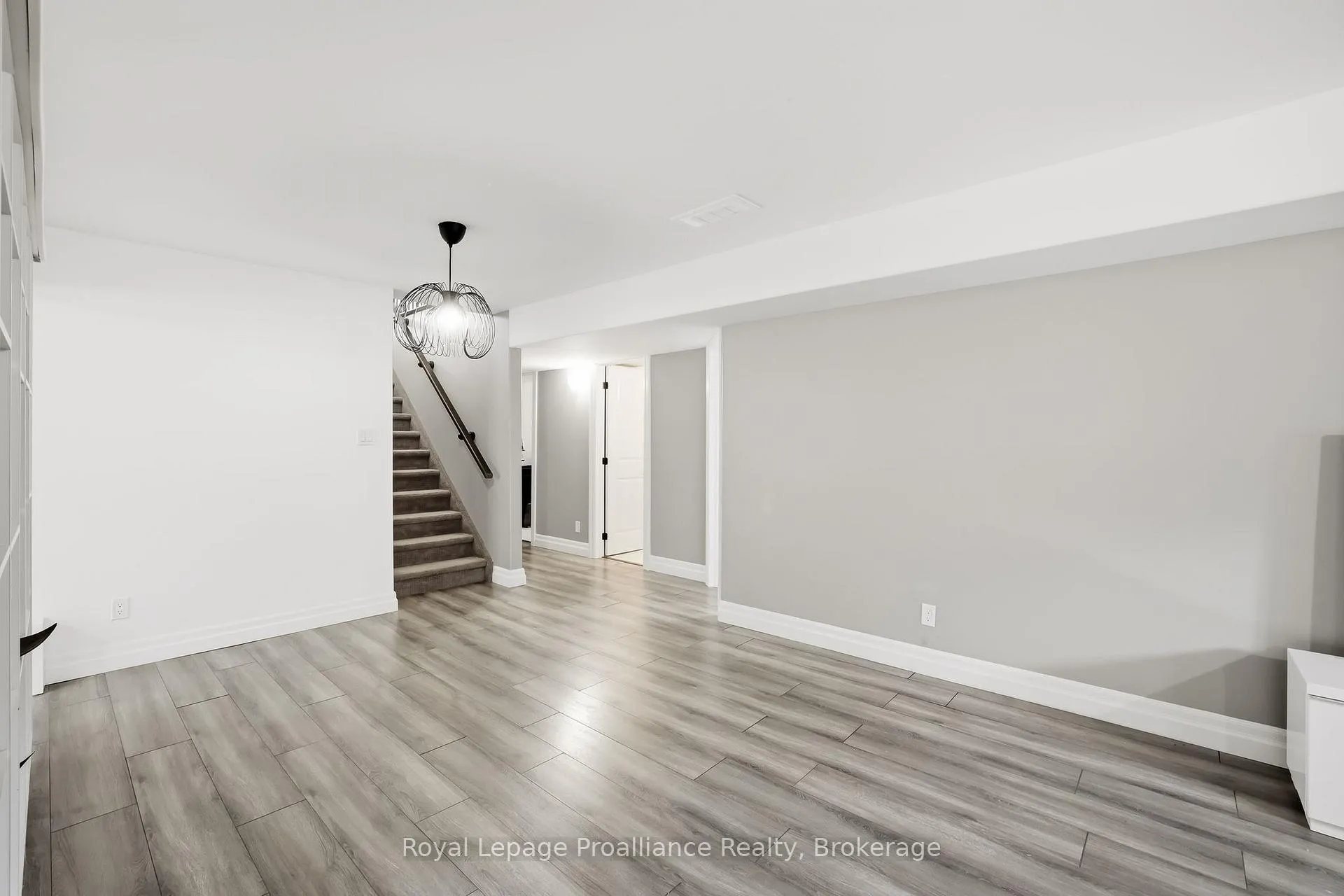 Photo 29 of 31 Gavin Crescent, Quinte West, Murray Ward — HOMEH