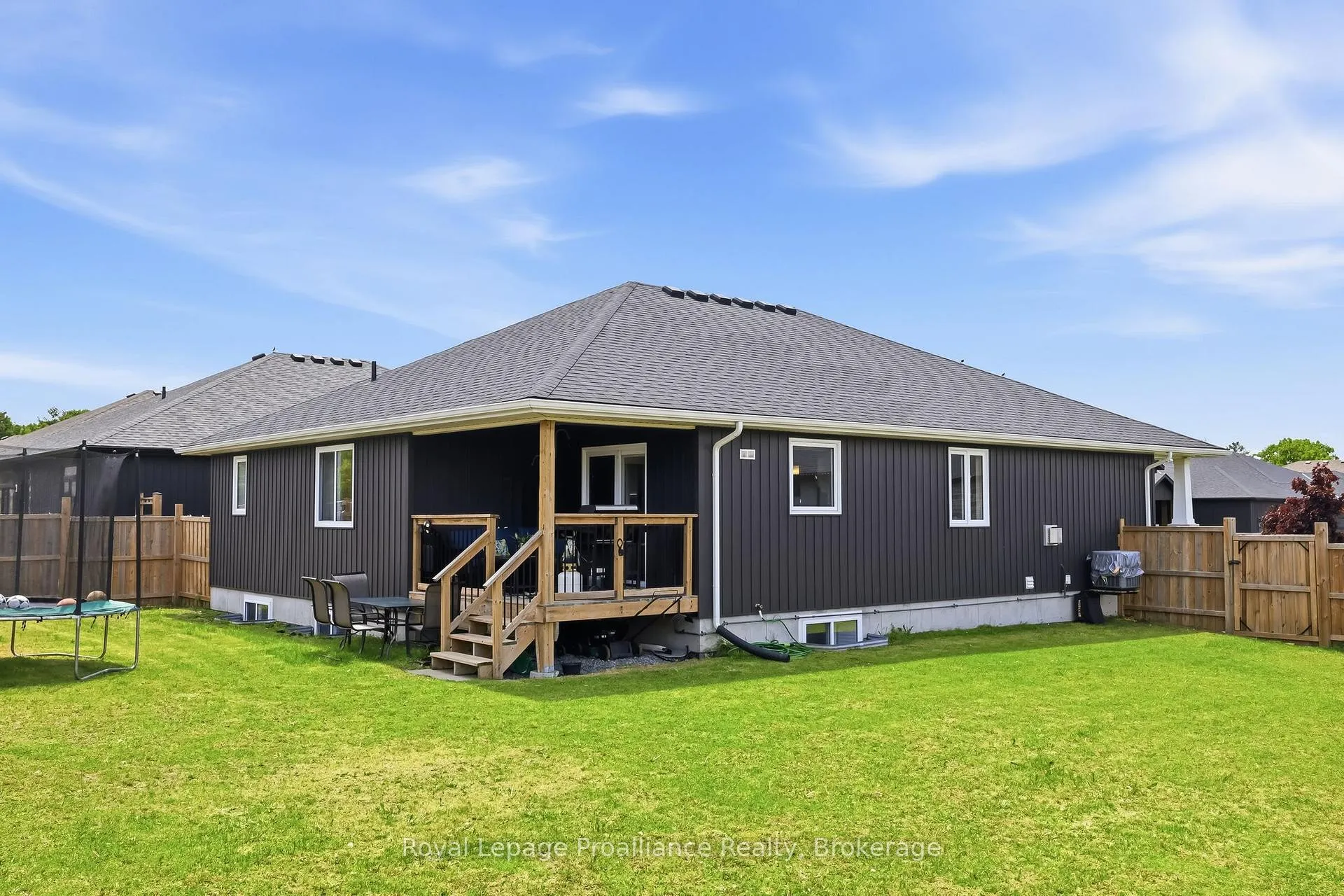 Photo 41 of 31 Gavin Crescent, Quinte West, Murray Ward — HOMEH