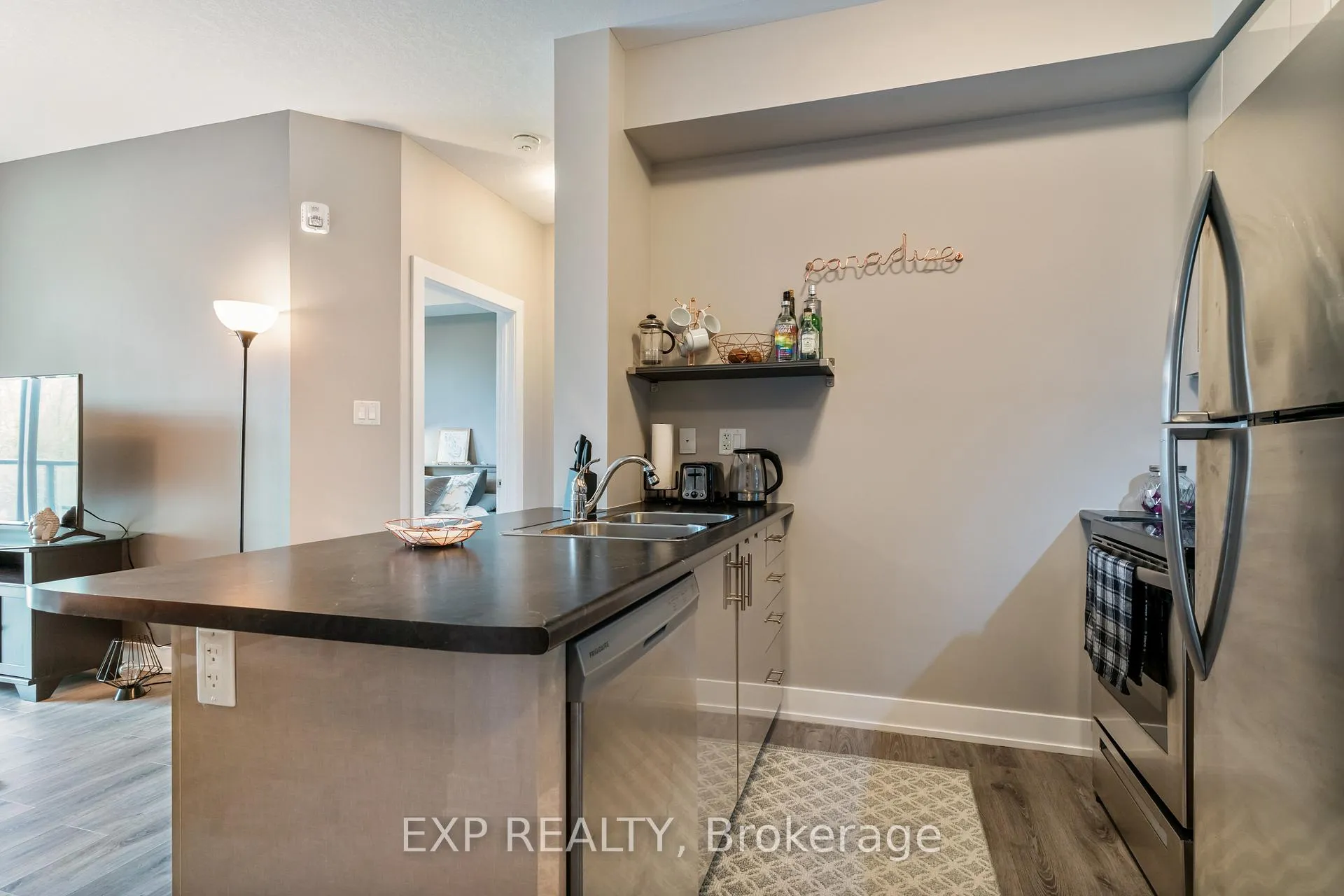 Photo 20 of Unit 217, 125 Shoreview Place, Hamilton, Stoney Creek — HOMEH