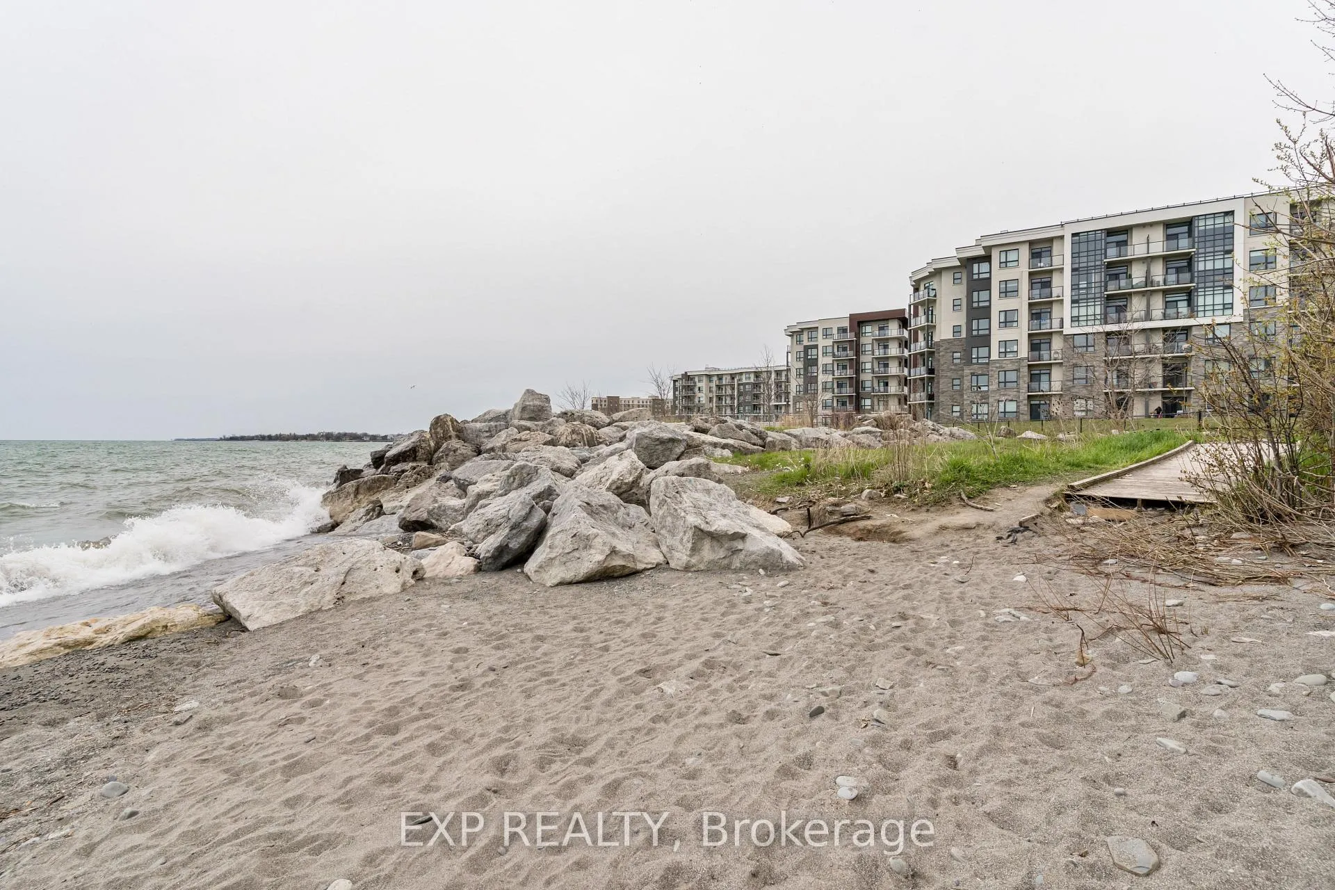 Photo 31 of Unit 217, 125 Shoreview Place, Hamilton, Stoney Creek — HOMEH
