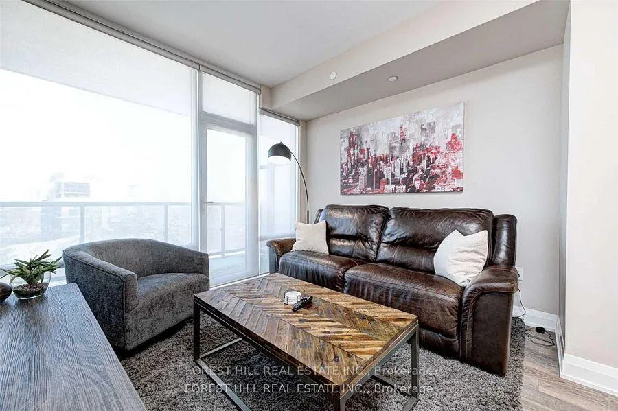 Photo 8 of Unit 420, 4800 Highway 7, Vaughan, East Woodbridge — HOMEH