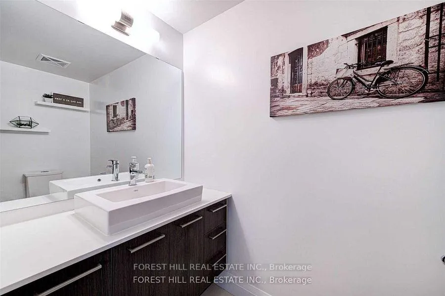 Photo 12 of Unit 420, 4800 Highway 7, Vaughan, East Woodbridge — HOMEH