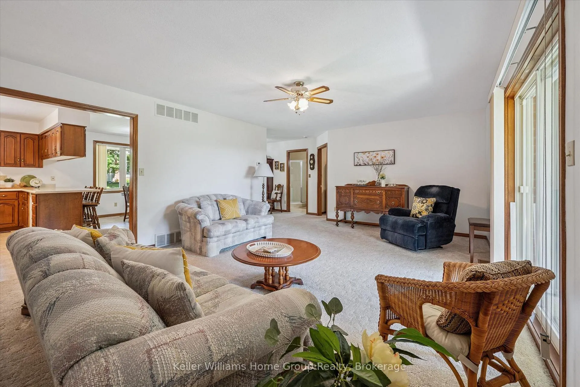 Photo 10 of 434 St George Street E, Centre Wellington, Fergus — HOMEH
