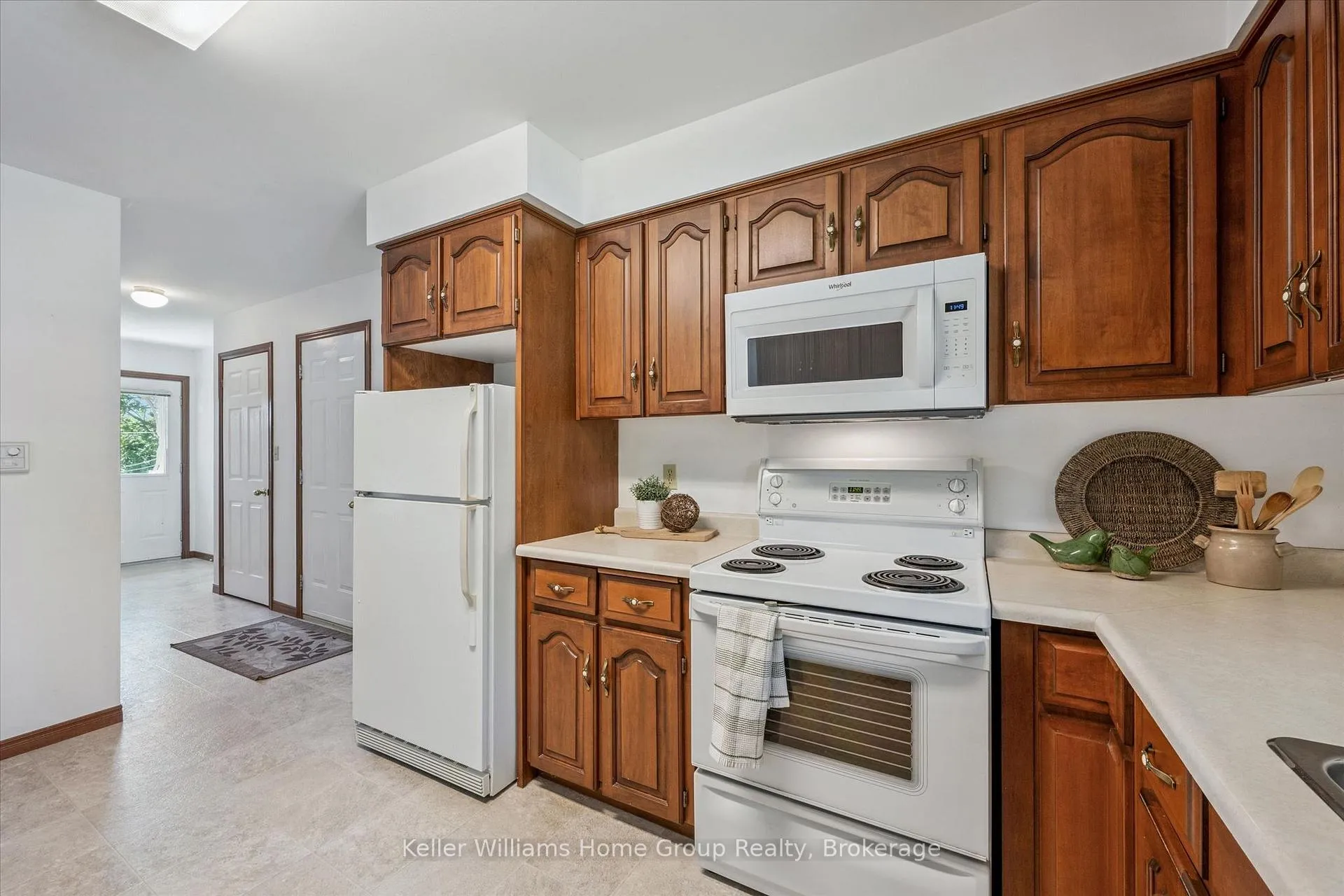 Photo 18 of 434 St George Street E, Centre Wellington, Fergus — HOMEH