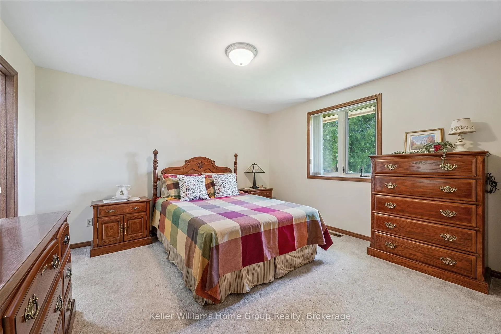 Photo 20 of 434 St George Street E, Centre Wellington, Fergus — HOMEH