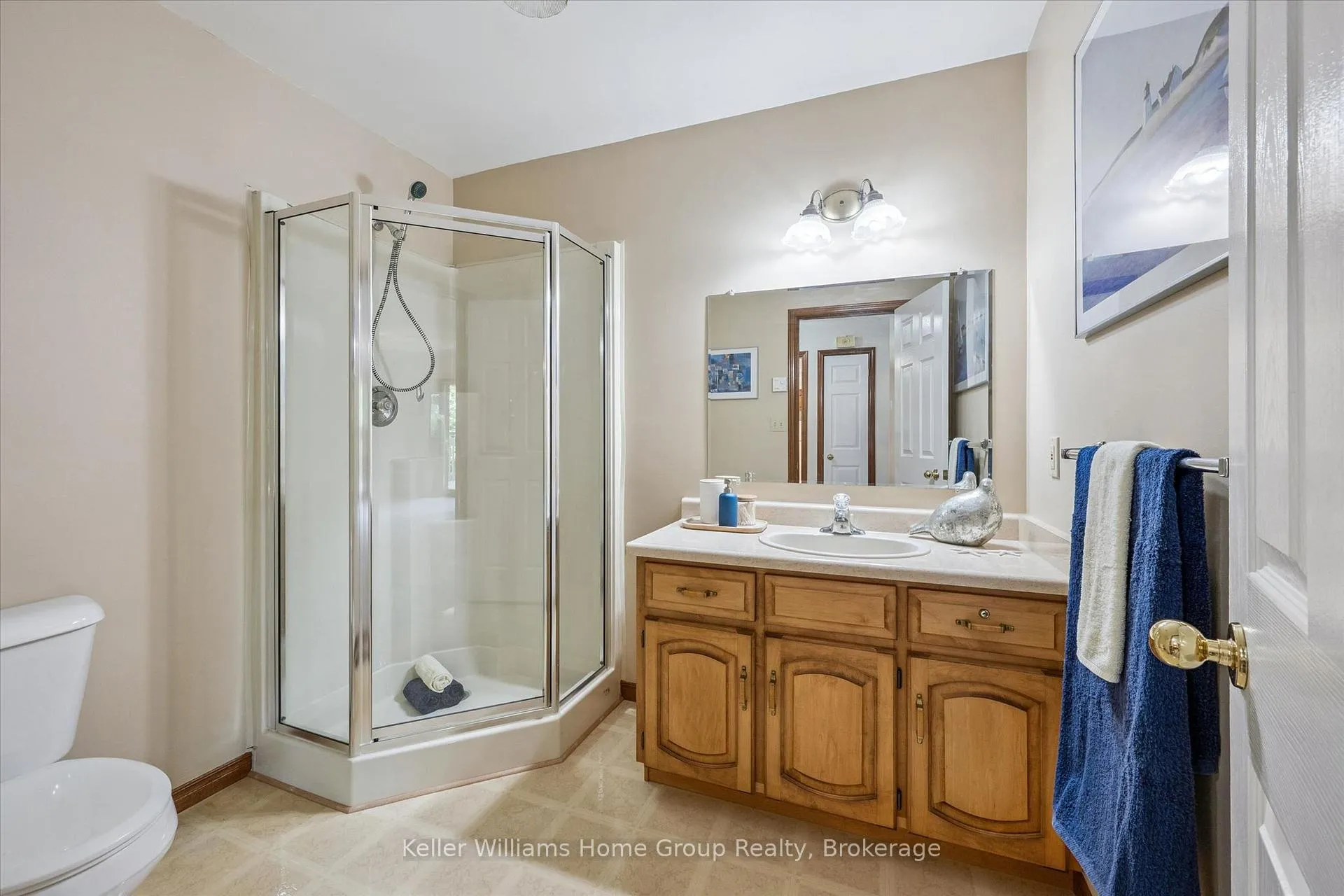 Photo 24 of 434 St George Street E, Centre Wellington, Fergus — HOMEH