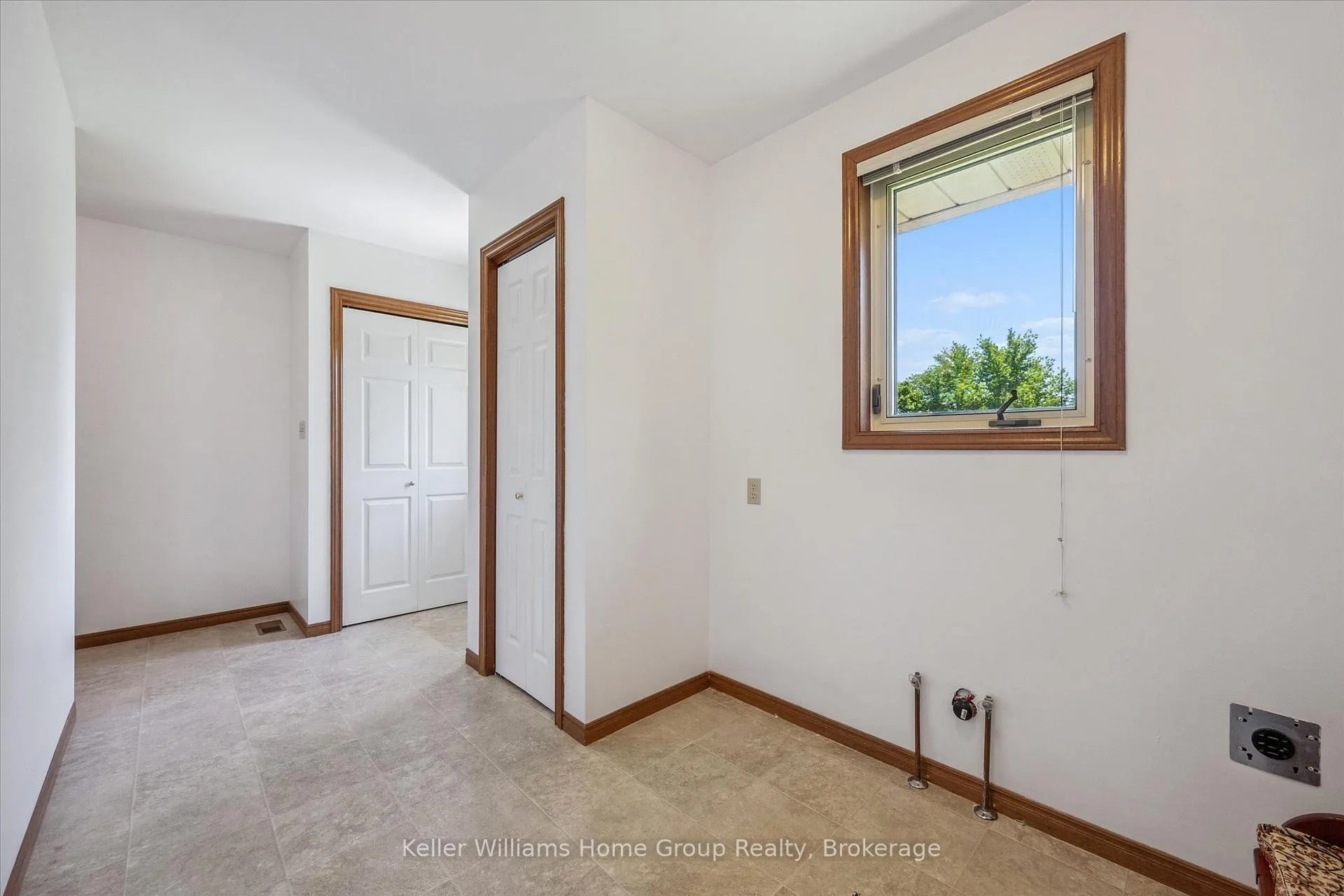 Photo 26 of 434 St George Street E, Centre Wellington, Fergus — HOMEH