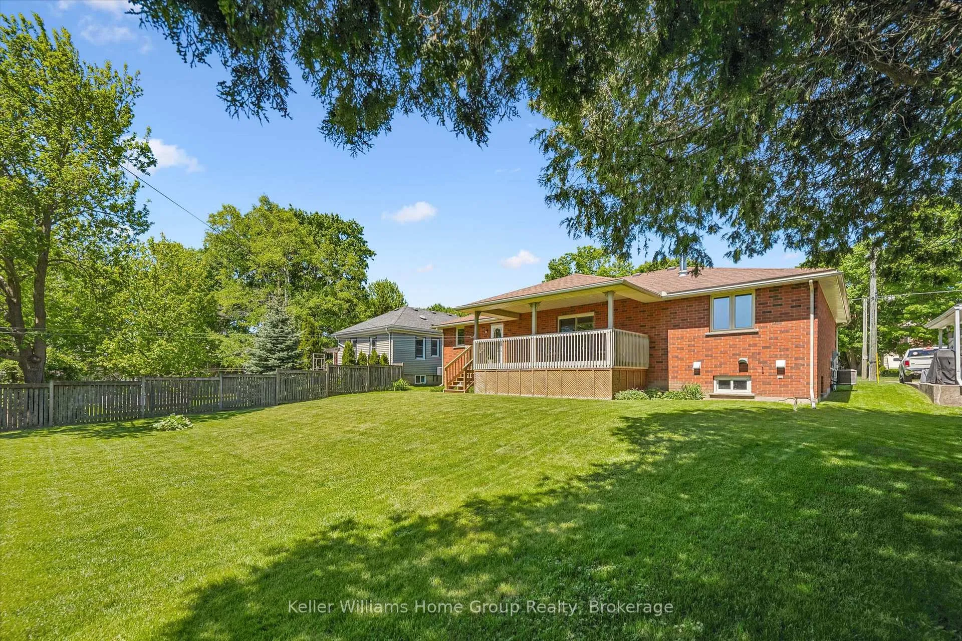 Photo 27 of 434 St George Street E, Centre Wellington, Fergus — HOMEH