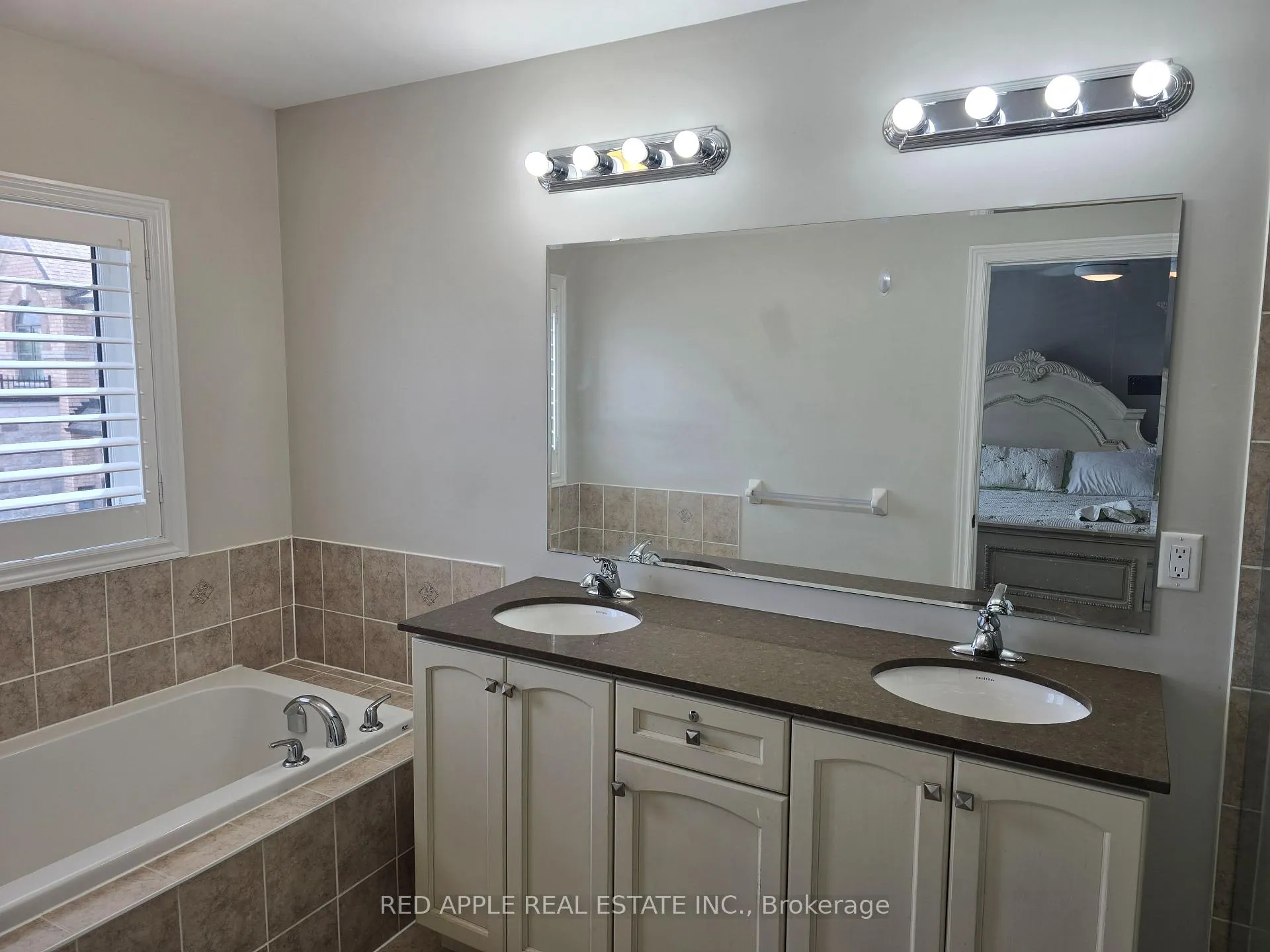 Photo 17 of 123 Morra Avenue, Caledon, Bolton East — HOMEH