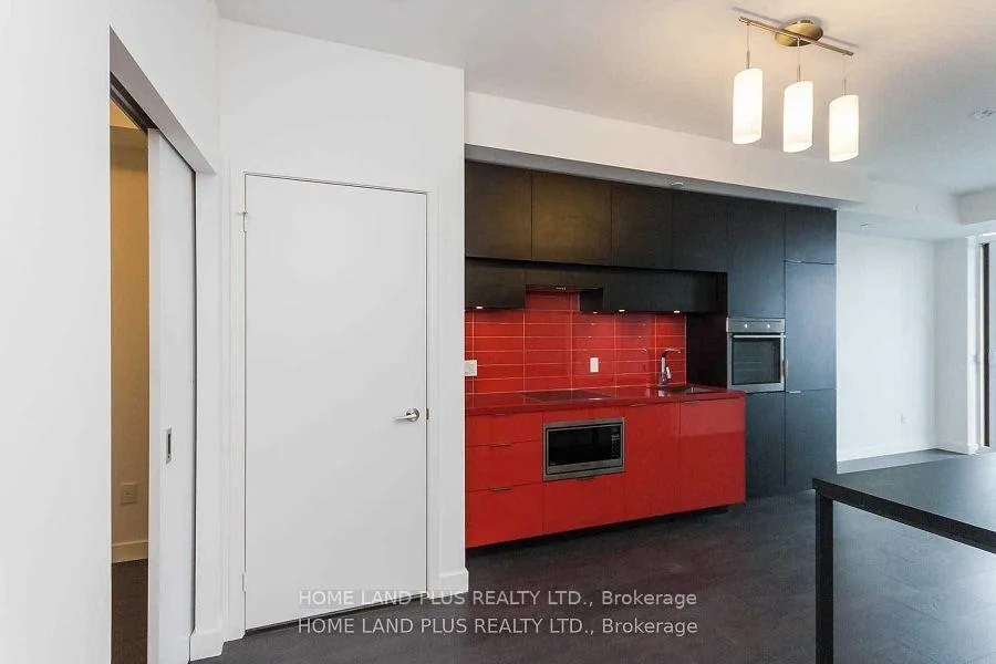 Photo 7 of Unit 4201, 8 Eglinton Avenue E, Toronto, Mount Pleasant West — HOMEH