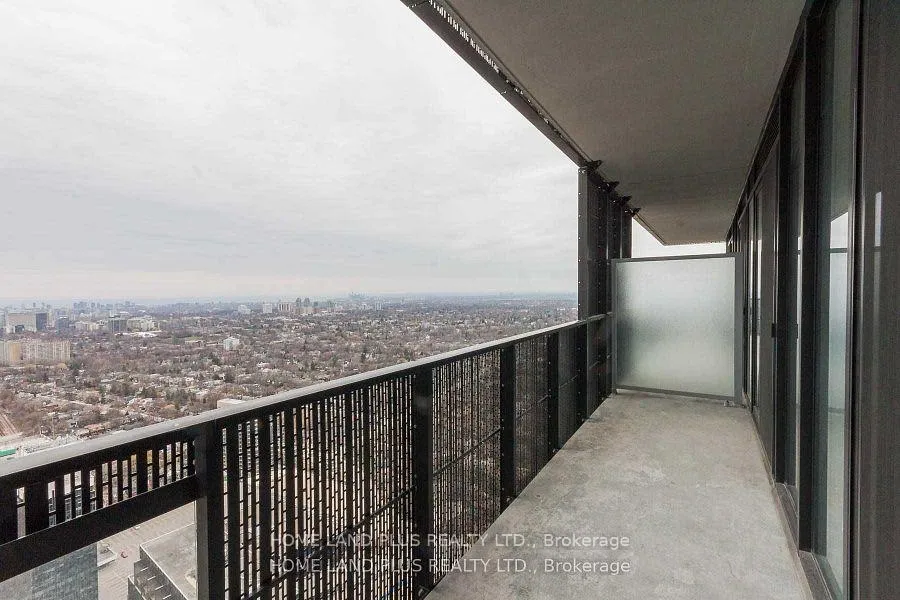 Photo 18 of Unit 4201, 8 Eglinton Avenue E, Toronto, Mount Pleasant West — HOMEH