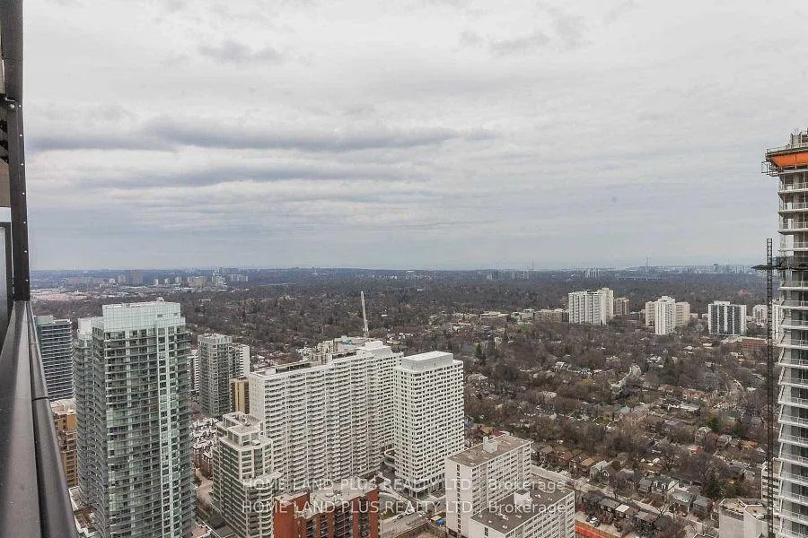Photo 20 of Unit 4201, 8 Eglinton Avenue E, Toronto, Mount Pleasant West — HOMEH